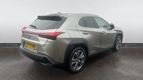 LEXUS UX 300e 150kW 54.3 kWh E-CVT