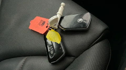 SKODA ENYAQ 132kW 60 Suite Nav 62kWh Auto