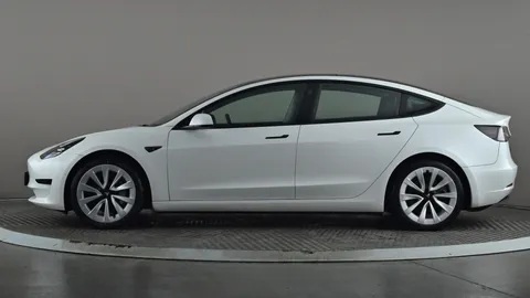 TESLA MODEL 3 Standard Plus Auto