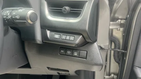 LEXUS UX 300e 150kW 54.3 kWh E-CVT