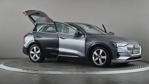 AUDI E-TRON 230kW 50 Quattro 71kWh Technik Auto