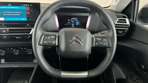 CITROEN C4 100kW E-series 50kWh Auto