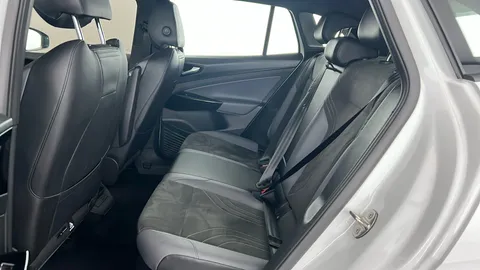 VOLKSWAGEN ID.4 109kW Life Pure 52kWh Auto