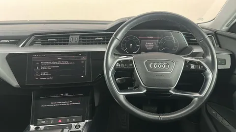 AUDI E-TRON 230kW 50 Quattro 71kWh Technik Auto
