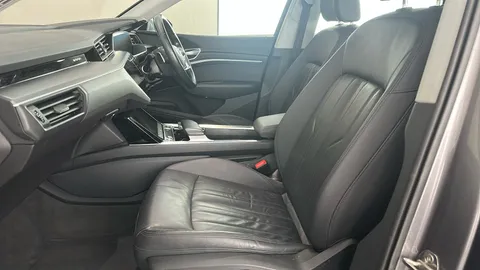 AUDI E-TRON 230kW 50 Quattro 71kWh Technik Auto