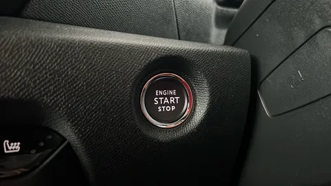 CITROEN C4 100kW E-series 50kWh Auto