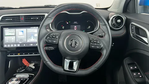 MG MOTOR UK ZS 130kW Trophy Connect EV 51kWh Auto