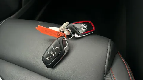 MG MOTOR UK ZS 130kW Trophy Connect EV 51kWh Auto