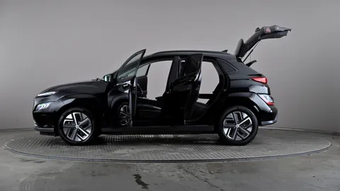 HYUNDAI KONA 150kW Ultimate 64kWh Auto