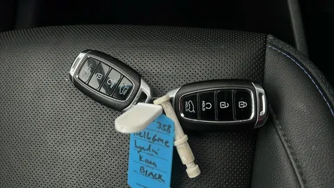 HYUNDAI KONA 150kW Ultimate 64kWh Auto