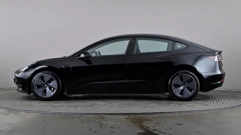 TESLA MODEL 3 Standard Plus Auto