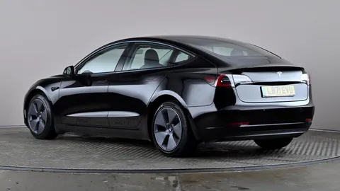 TESLA MODEL 3 Standard Plus Auto