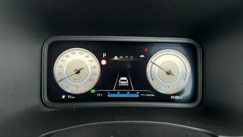 HYUNDAI KONA 150kW Ultimate 64kWh Auto