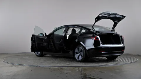 TESLA MODEL 3 Standard Plus Auto