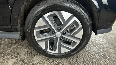 HYUNDAI KONA 150kW Ultimate 64kWh Auto