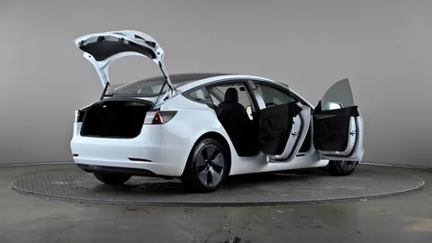 TESLA MODEL 3 RWD Auto