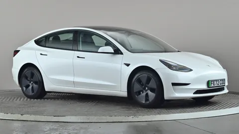 TESLA MODEL 3 RWD Auto