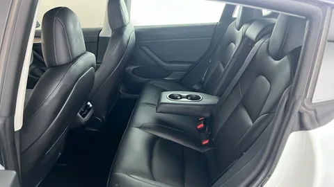 TESLA MODEL 3 RWD Auto