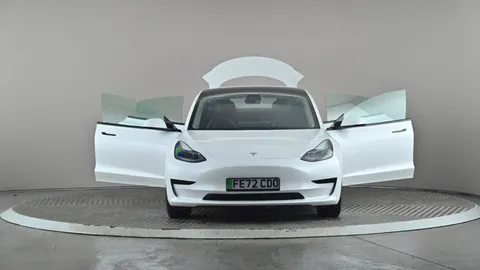 TESLA MODEL 3 RWD Auto