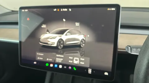 TESLA MODEL 3 RWD Auto