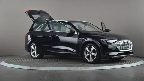 AUDI E-TRON 300kW 55 Quattro 95kWh Auto