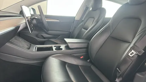 TESLA MODEL 3 RWD Auto