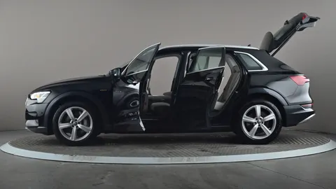 AUDI E-TRON 300kW 55 Quattro 95kWh Auto