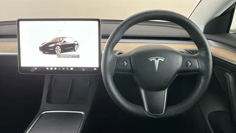TESLA MODEL 3 RWD Auto