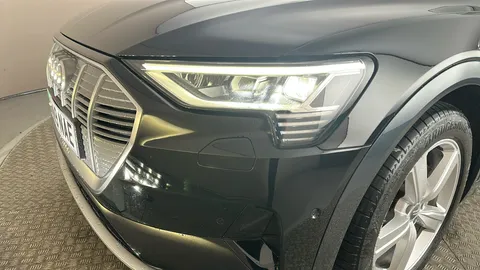 AUDI E-TRON 300kW 55 Quattro 95kWh Auto