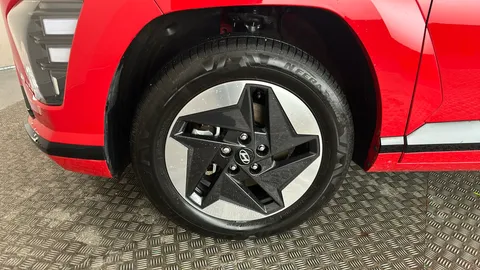 HYUNDAI KONA 115kW Advance 48kWh Auto