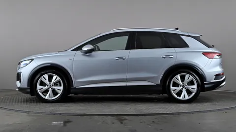 AUDI Q4 150kW 40 82kWh S Line Auto