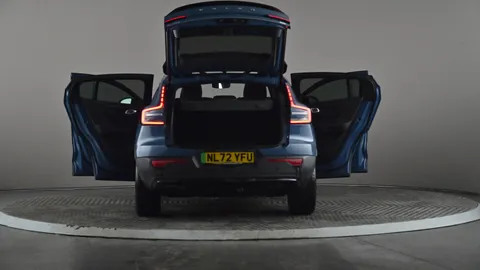 VOLVO C40 300kW Recharge Twin Plus 78kWh AWD Auto