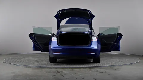 TESLA MODEL 3 Long Range AWD Auto