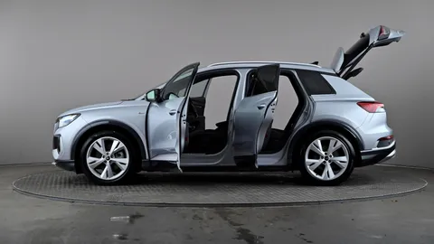 AUDI Q4 150kW 40 82kWh S Line Auto