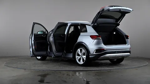 AUDI Q4 150kW 40 82kWh S Line Auto