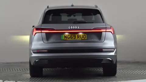 AUDI E-TRON 300kW 55 Quattro 95kWh Launch Edition Auto