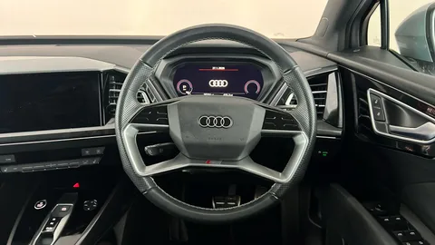 AUDI Q4 150kW 40 82kWh S Line Auto