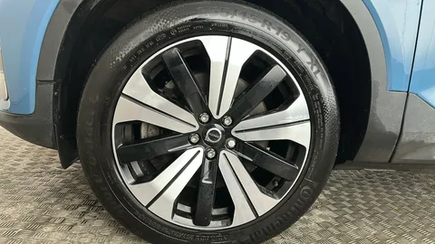 VOLVO C40 300kW Recharge Twin Plus 78kWh AWD Auto