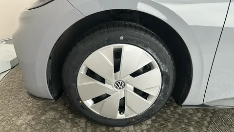 VOLKSWAGEN ID.3 125kW Essential Pure 52kWh Auto