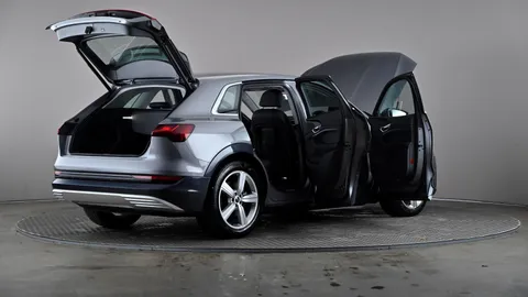 AUDI E-TRON 230kW 50 Quattro 71kWh Technik Auto