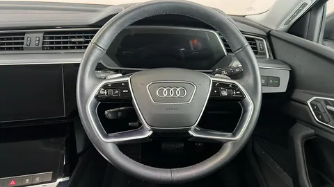 AUDI E-TRON 230kW 50 Quattro 71kWh Technik Auto