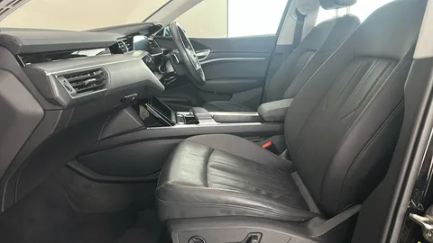 AUDI E-TRON 300kW 55 Quattro 95kWh Technik Auto