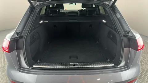 AUDI E-TRON 300kW 55 Quattro 95kWh Launch Edition Auto