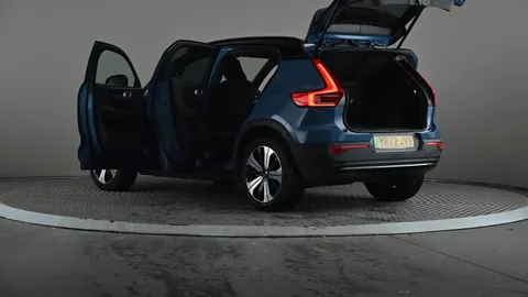 VOLVO XC40 170kW Recharge Plus 69kWh Auto