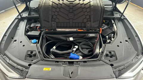 AUDI E-TRON 230kW 50 Quattro 71kWh Technik Auto