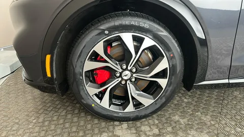 FORD MUSTANG MACH-E 198kW Standard Range 68kWh AWD Auto