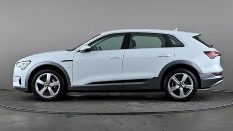 AUDI E-TRON 300kW 55 Quattro 95kWh Technik Auto