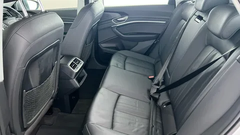 AUDI E-TRON 300kW 55 Quattro 95kWh Technik Auto