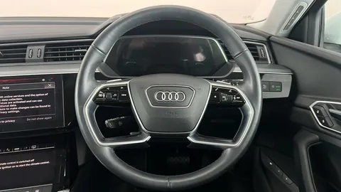 AUDI E-TRON 300kW 55 Quattro 95kWh Technik Auto