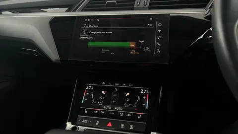AUDI E-TRON 300kW 55 Quattro 95kWh Technik Auto
